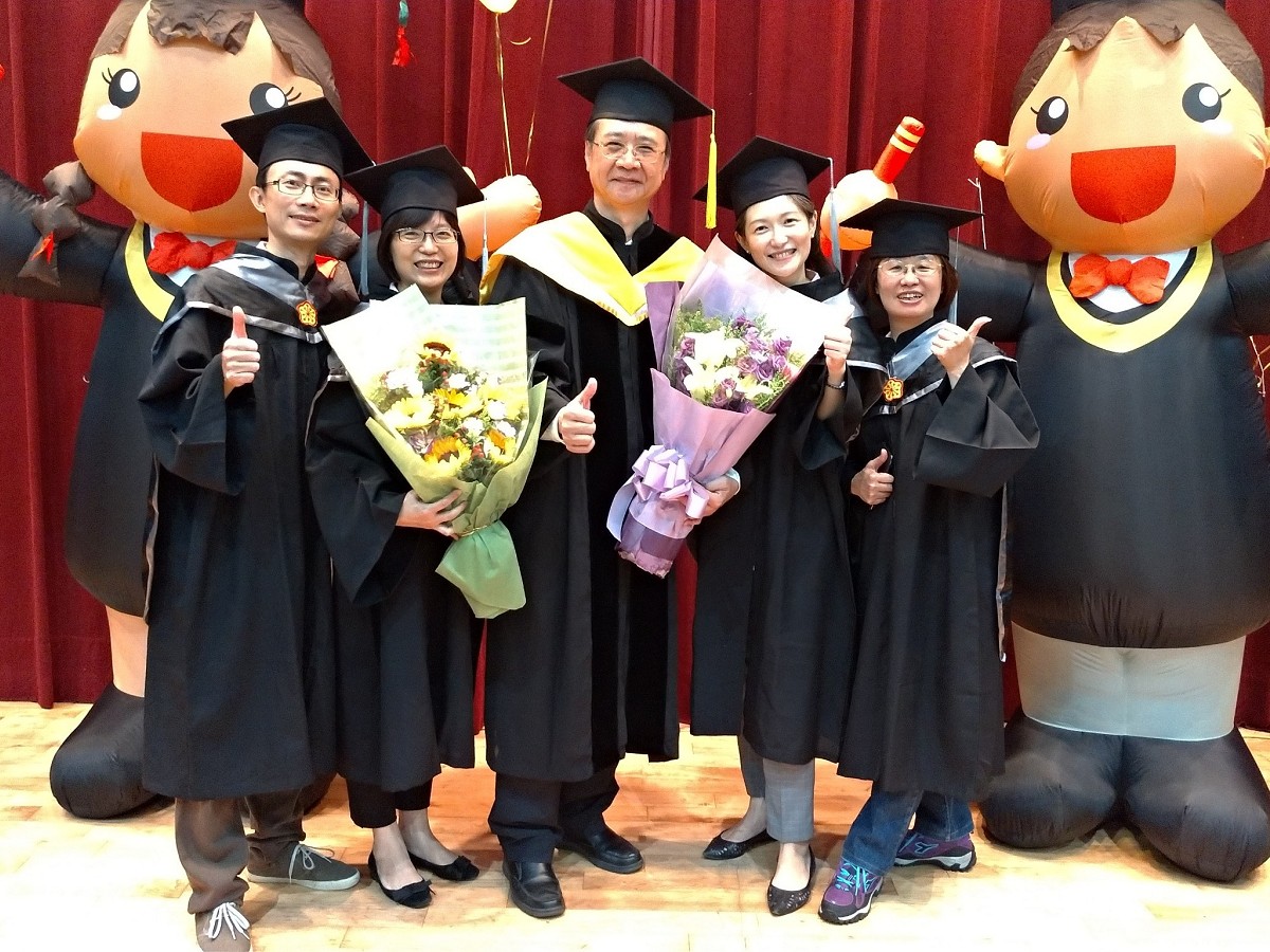 EMBA 18
